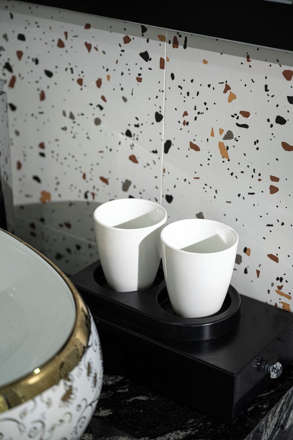 Double Room, Garden View | Bathroom | Shower, free toiletries, hair dryer, bidet