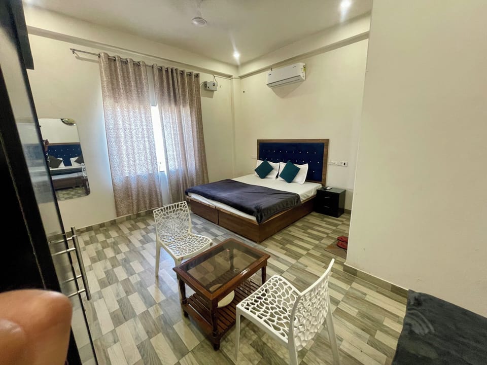 Family Quadruple Room, Garden View | Laptop workspace, free WiFi