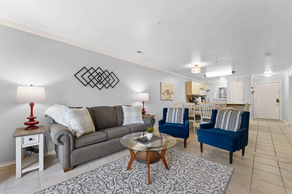 Condo, Multiple Beds, Balcony (Pond View Getaway) | Living area