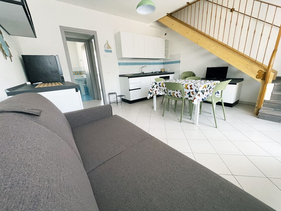 Apartment, 2 Bedrooms, Terrace | Living room