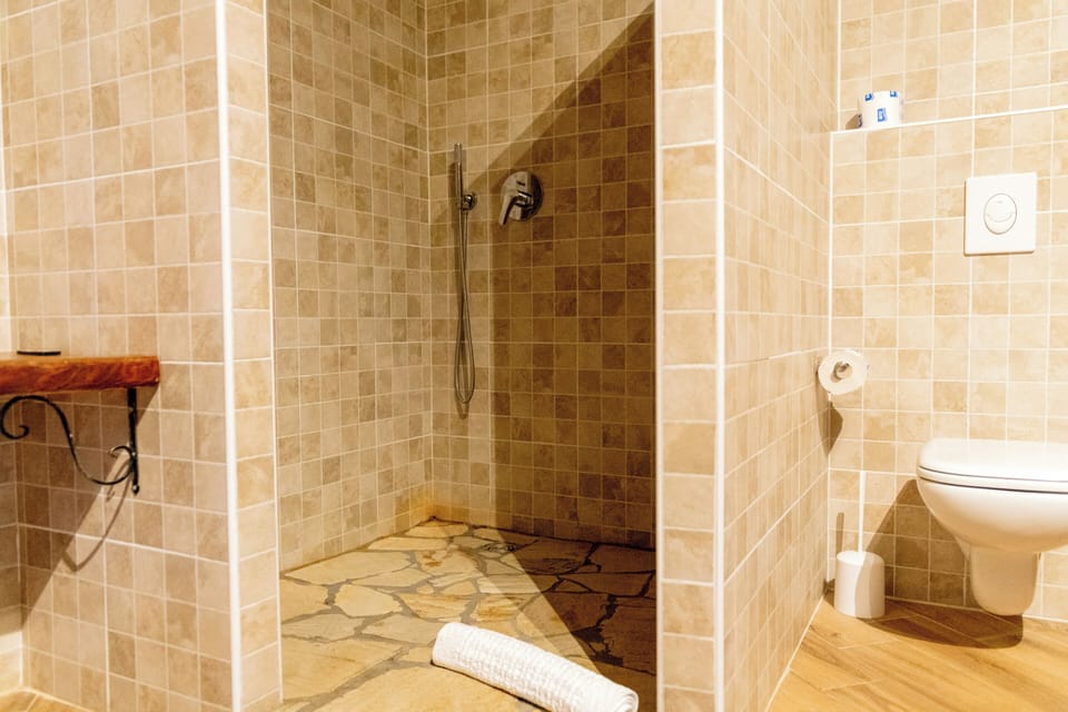 Family Quadruple Room | Bathroom | Bidet