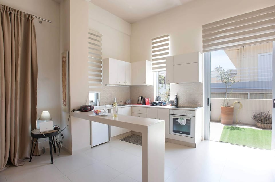 House | 1 bedroom, soundproofing