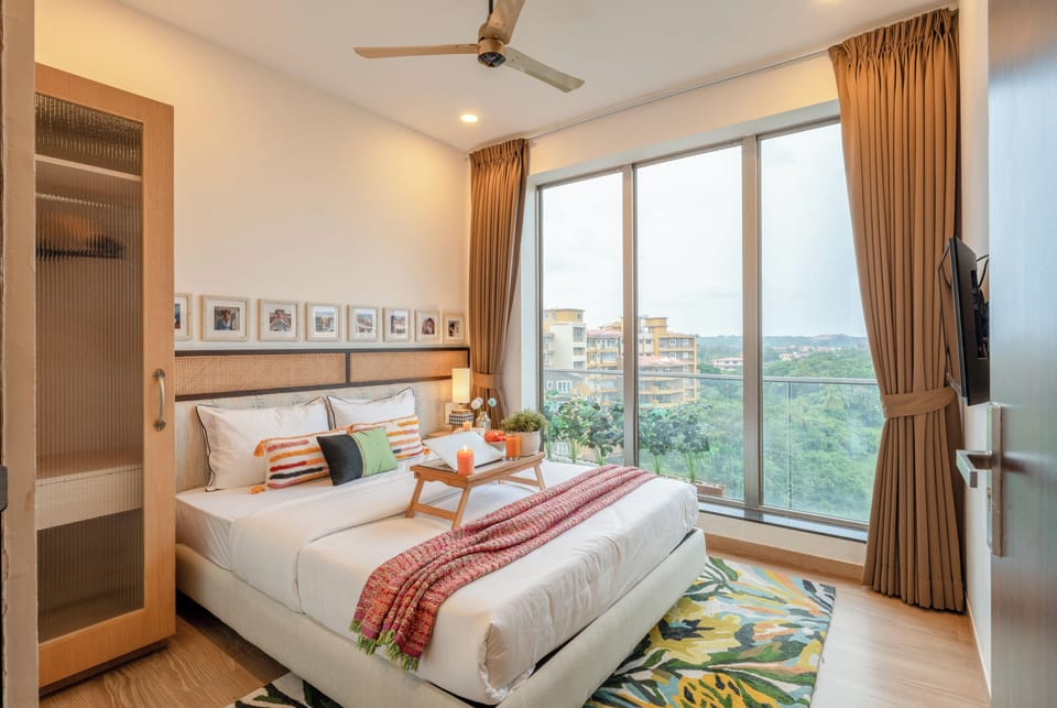 Apartment, 3 Bedrooms, Partial Sea View | In-room safe, iron/ironing board, free WiFi