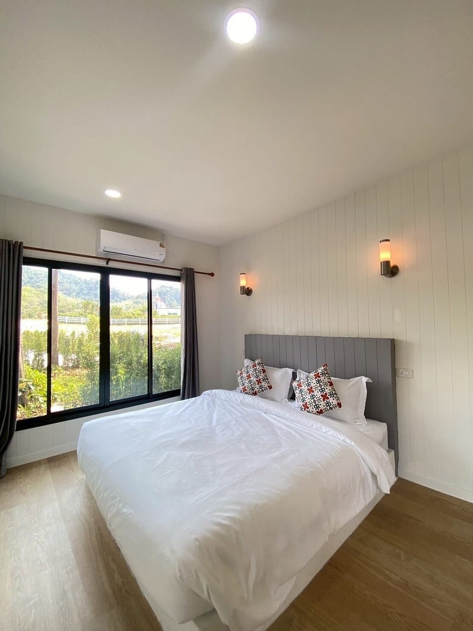 Standard Room, Hill View