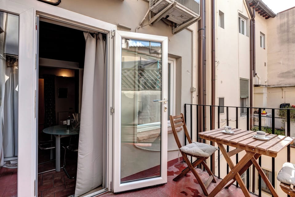 Apartment | Terrace/patio