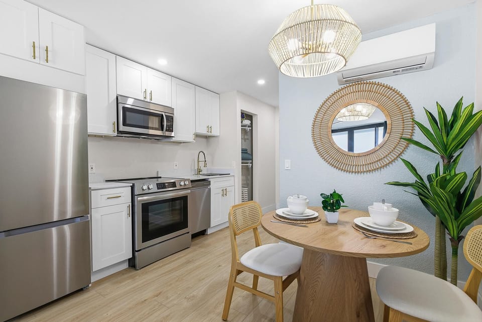 Condo, 1 King Bed (Ocean Breeze Resort 217) | Private kitchen