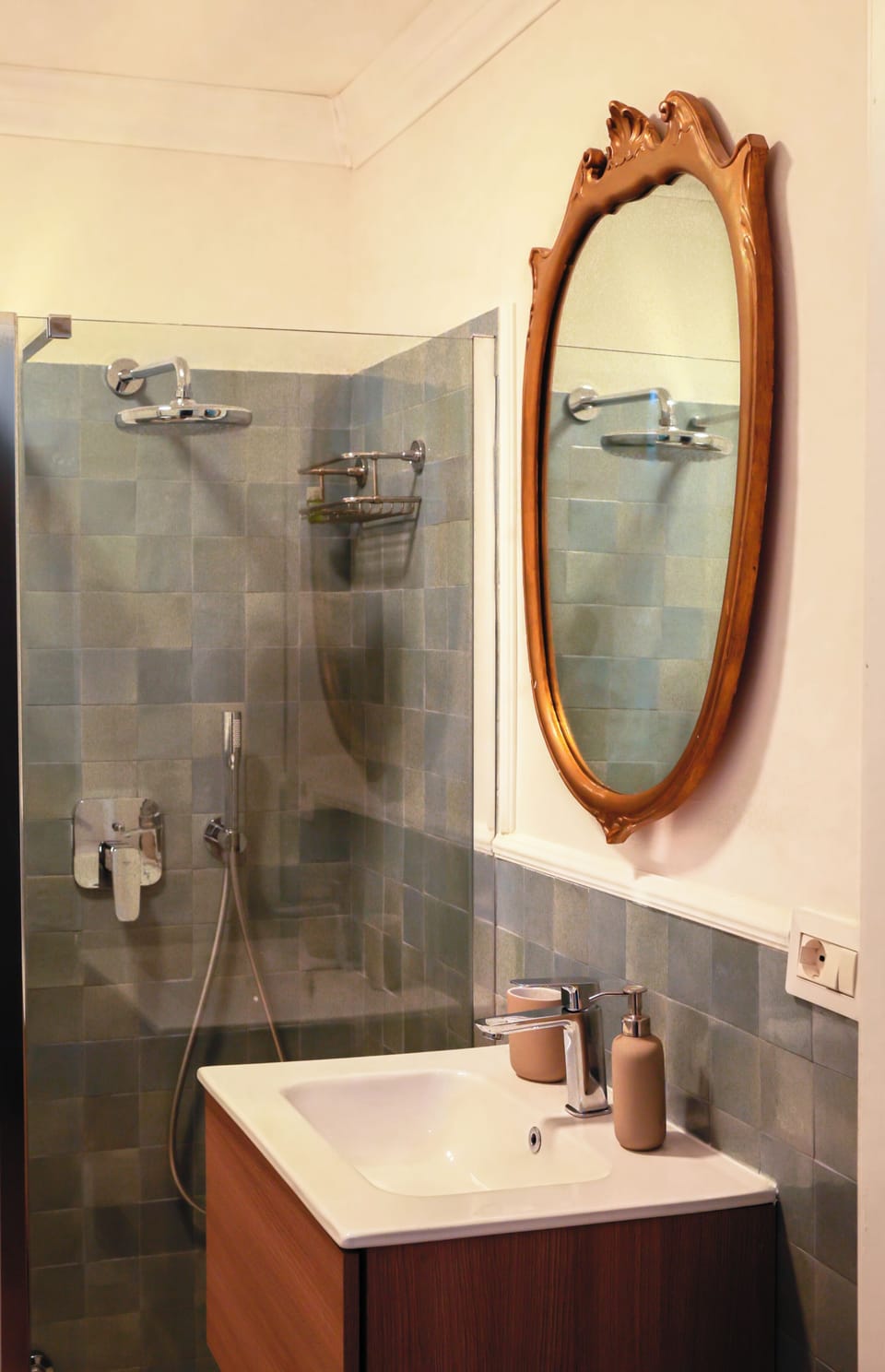 Classic Room, Non Smoking, City View | Desk, laptop workspace, blackout drapes, soundproofing