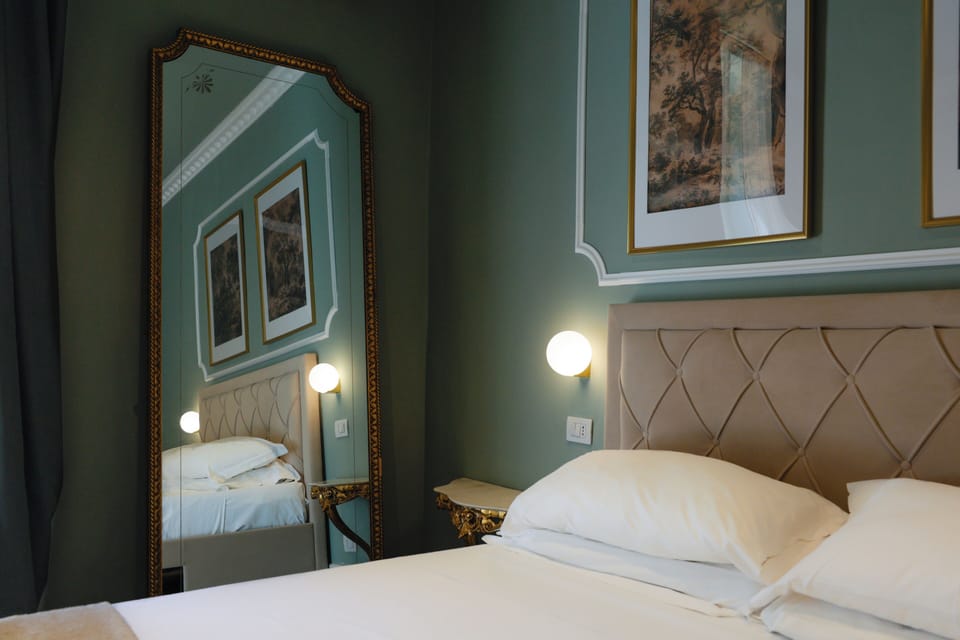 Deluxe Double Room, Balcony, Courtyard View | Desk, laptop workspace, blackout drapes, soundproofing