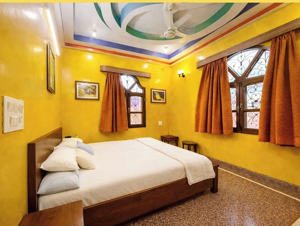 Premium bedding, desk, laptop workspace, free WiFi