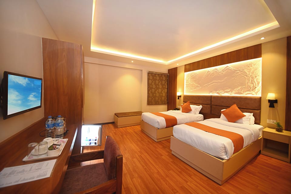 Egyptian cotton sheets, premium bedding, Select Comfort beds, minibar