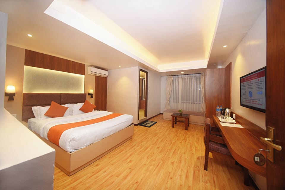 Egyptian cotton sheets, premium bedding, Select Comfort beds, minibar