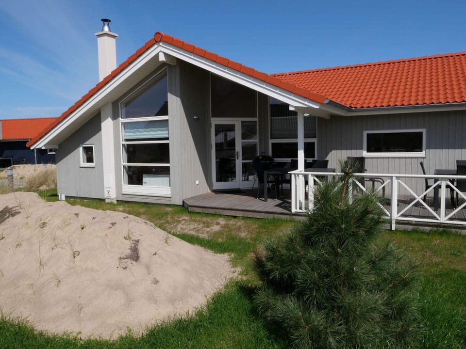 House | Exterior