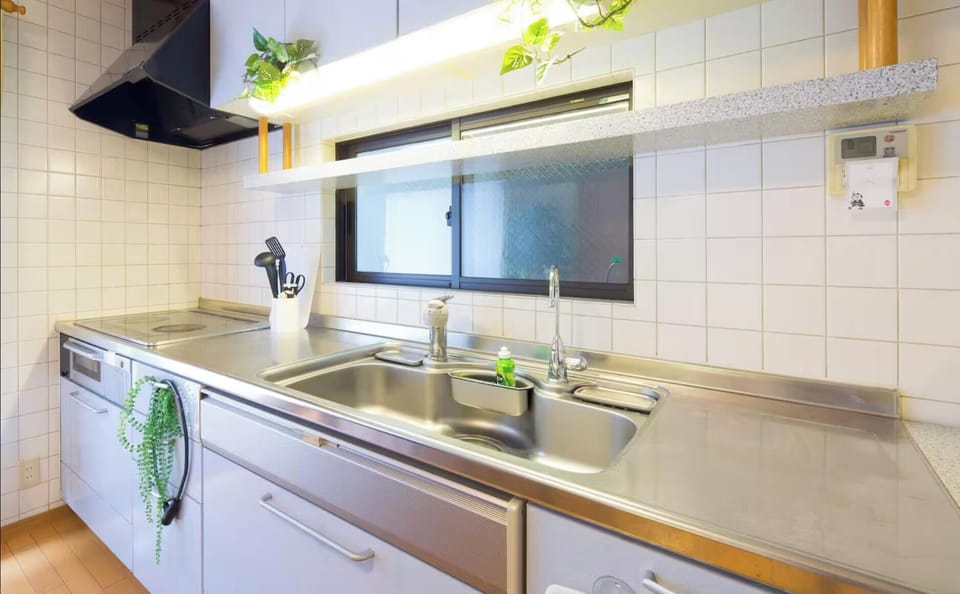 Comfort House, 2 Bedrooms | Private kitchen | Fridge, microwave, stovetop, rice cooker