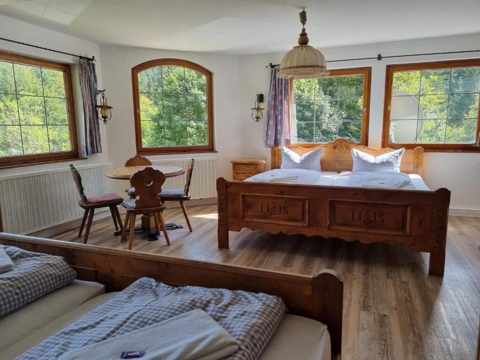 Quadruple Room, Mountain View | Hypo-allergenic bedding, desk, free WiFi, bed sheets
