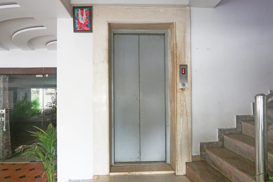 House | Reception