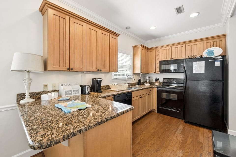 Villa, 3 Bedrooms | Private kitchen | Coffee/tea maker, fridge, oven, toaster