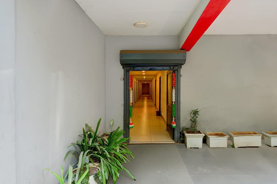 House | Reception