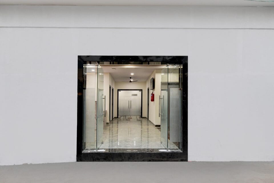 House | Reception