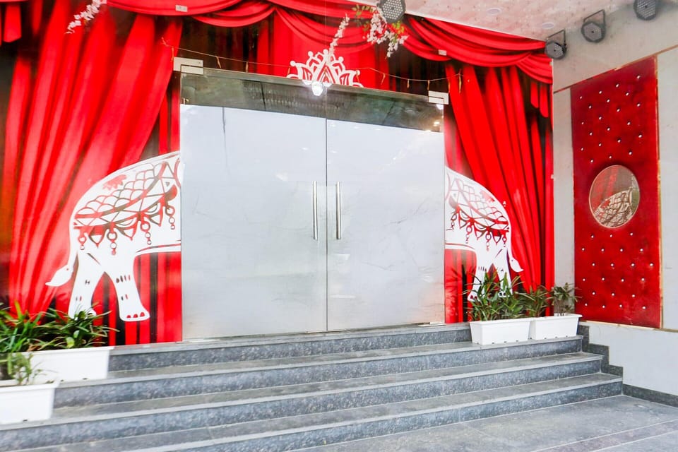 House | Reception