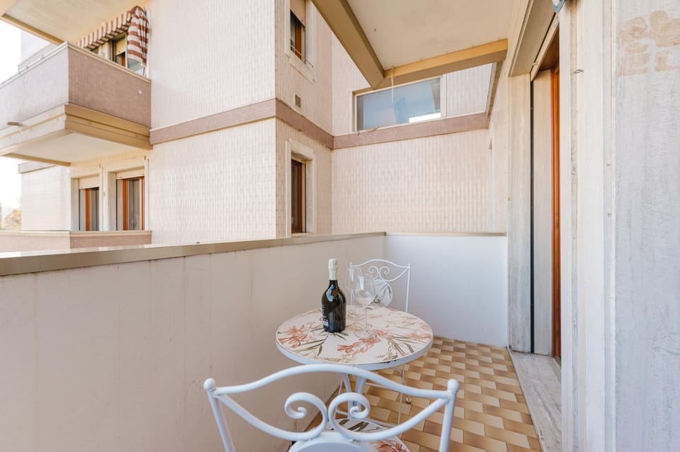Apartment, Balcony, Courtyard View | Terrace/patio