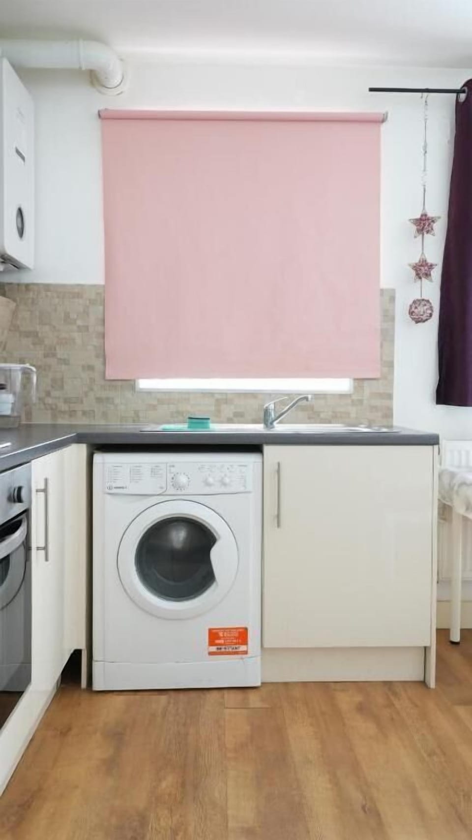 Apartment, 1 Bedroom, Fireplace | Laundry