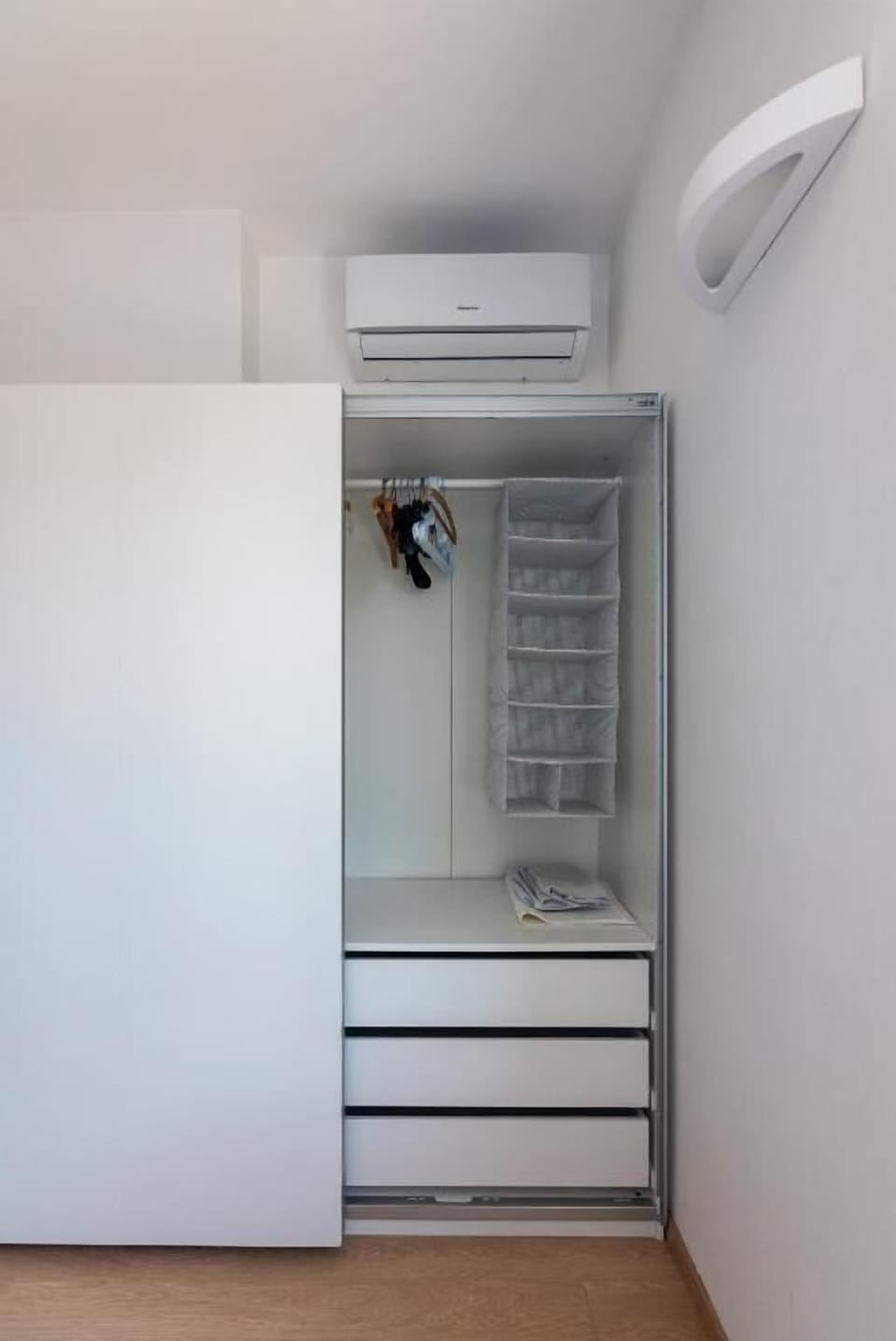 Deluxe Apartment, Courtyard View | Interior