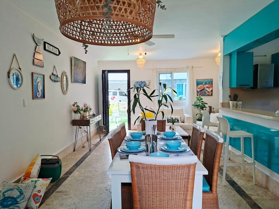 Chalet | Dining