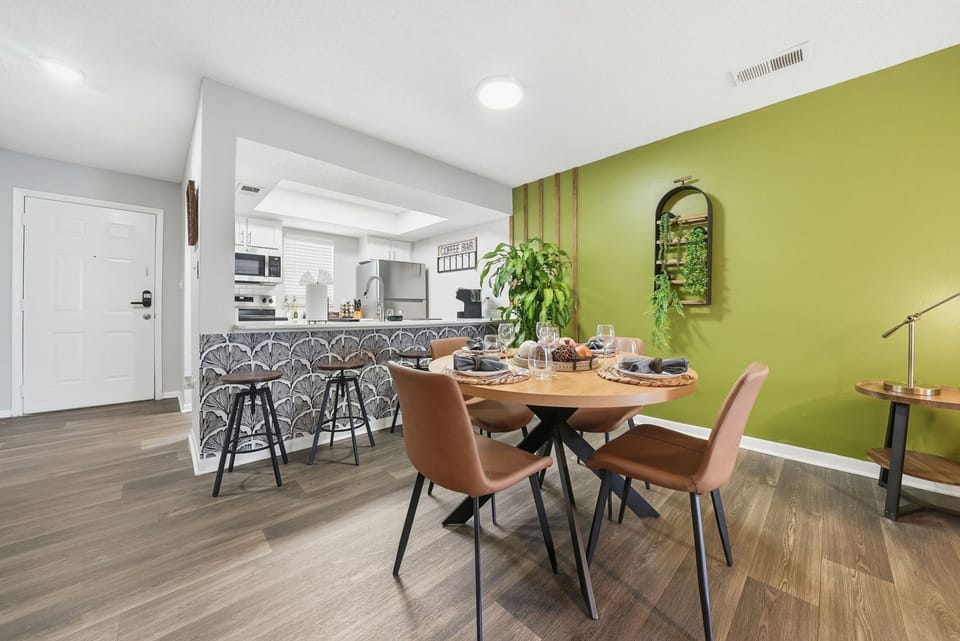 House, Accessible | 2 bedrooms, desk