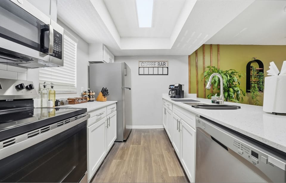 House, Accessible | 2 bedrooms, desk