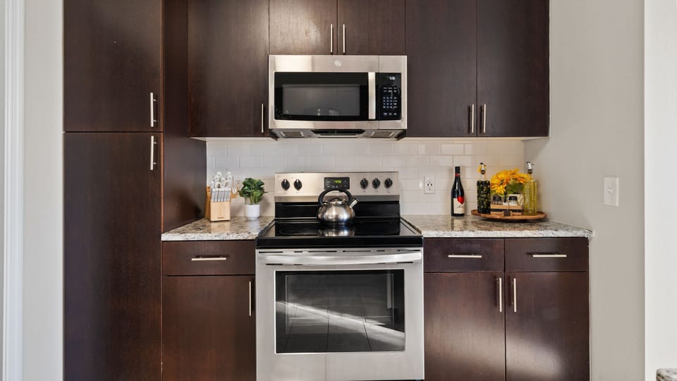House, Accessible | 2 bedrooms, desk