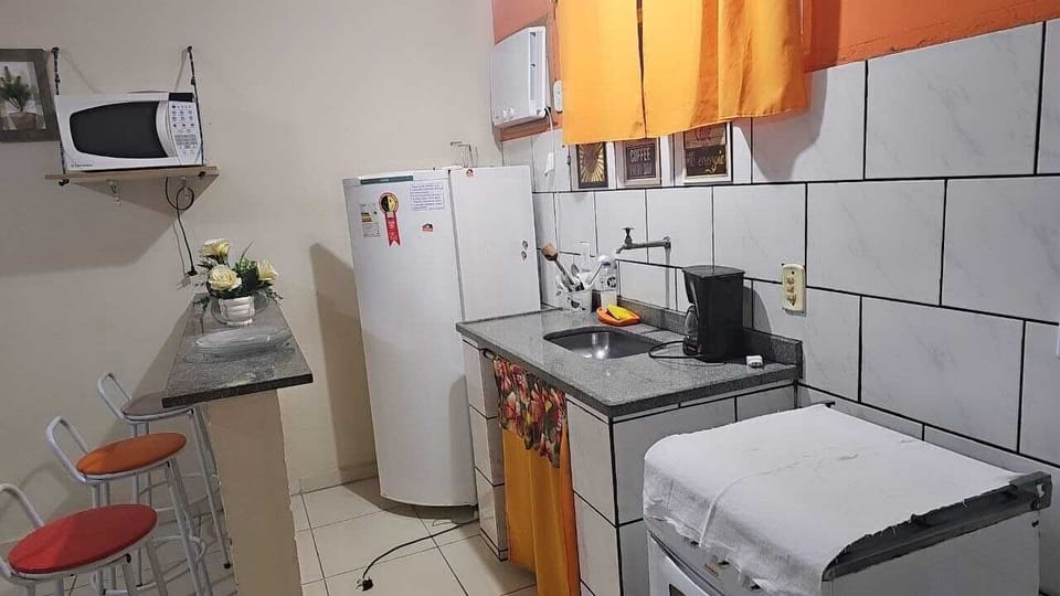 Superior Room | Private kitchen | Shared fridge, microwave