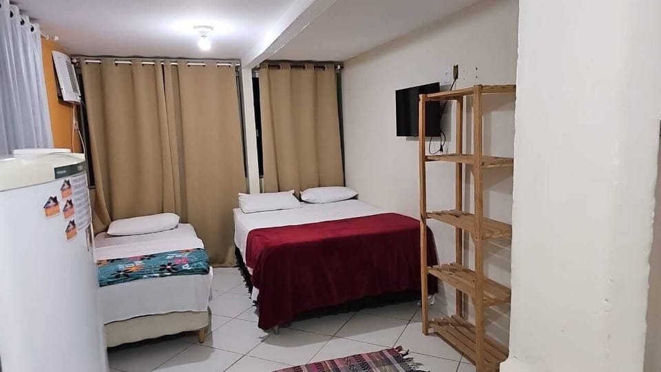 Comfort Triple Room | Iron/ironing board (on request), WiFi (free)