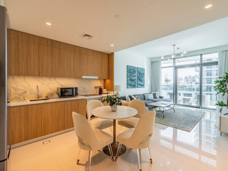Deluxe Apartment, Balcony, Partial Sea View | Interior