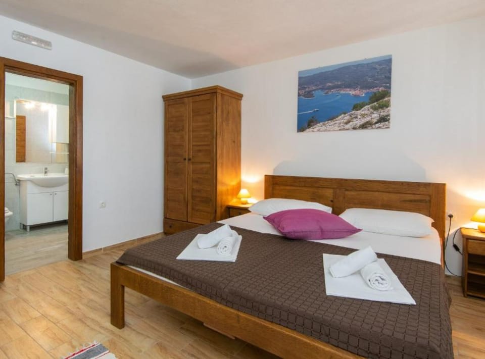 Villa (Four Bedroom Villa with Outdoor Swimm)