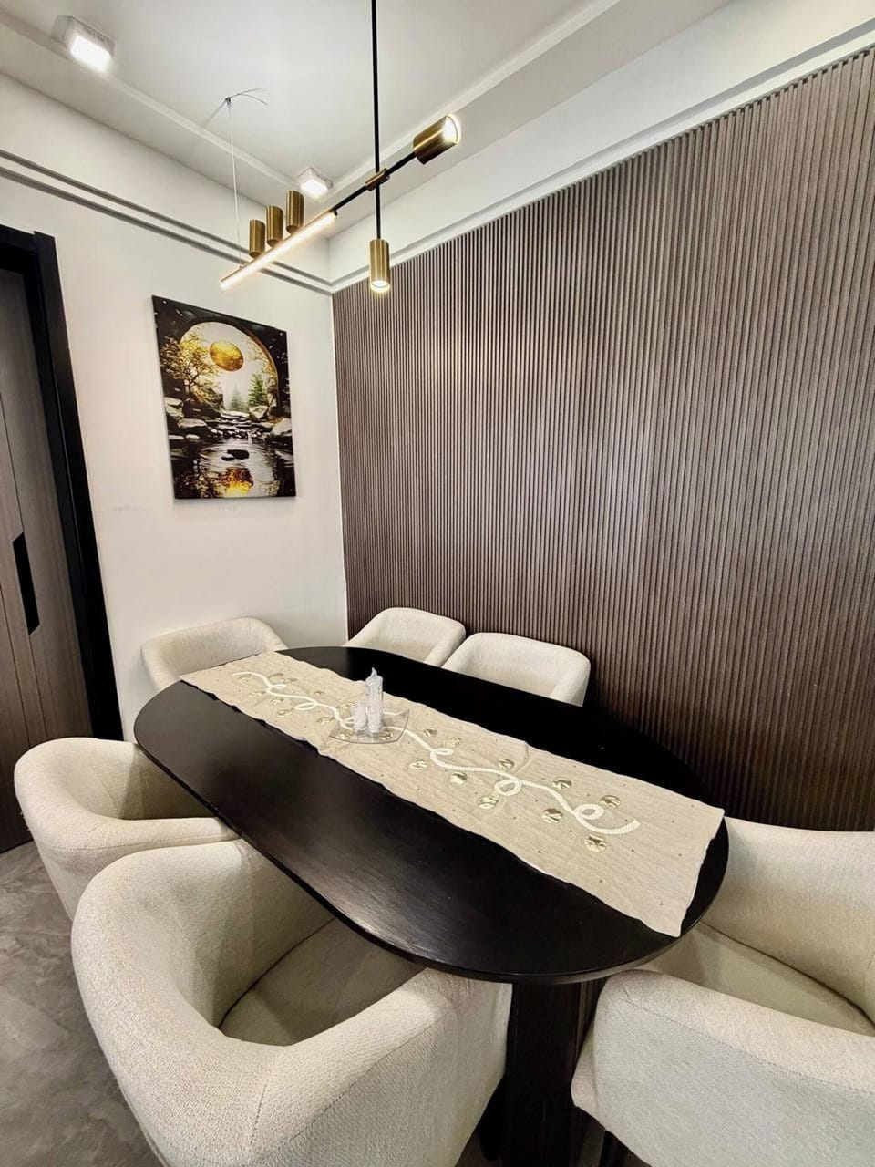 Apartment, 2 Bedrooms, Accessible, Smoking | Dining