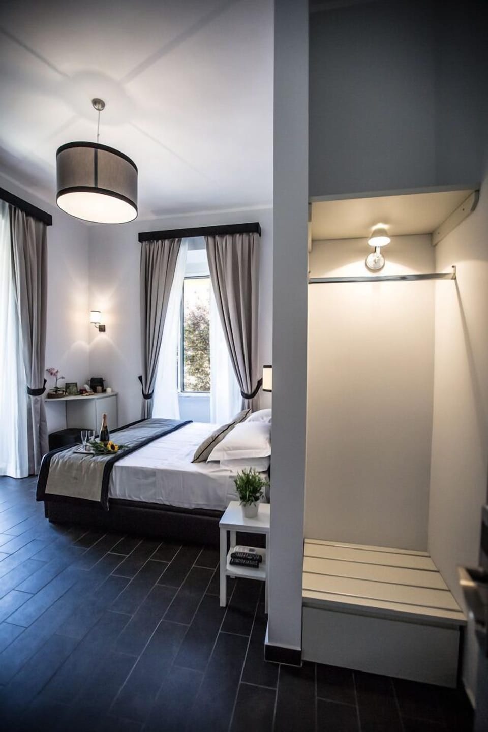 Superior Double Room, Balcony | Premium bedding, minibar, in-room safe, soundproofing