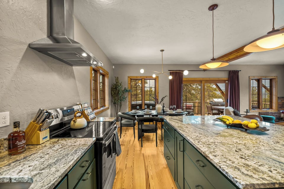 House, 3 Bedrooms, Pets Allowed, Mountain View | Private kitchen