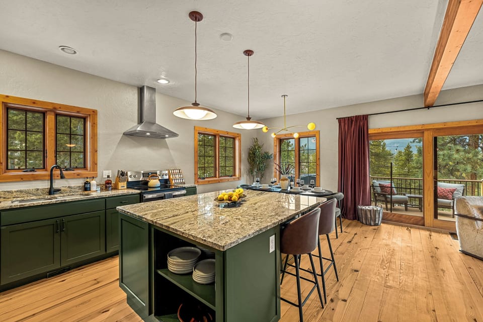 House, 3 Bedrooms, Pets Allowed, Mountain View | Private kitchen