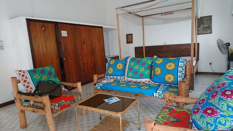 Deluxe Double Room | Free WiFi, bed sheets