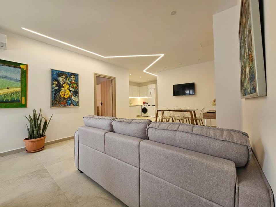 House | 2 bedrooms, soundproofing