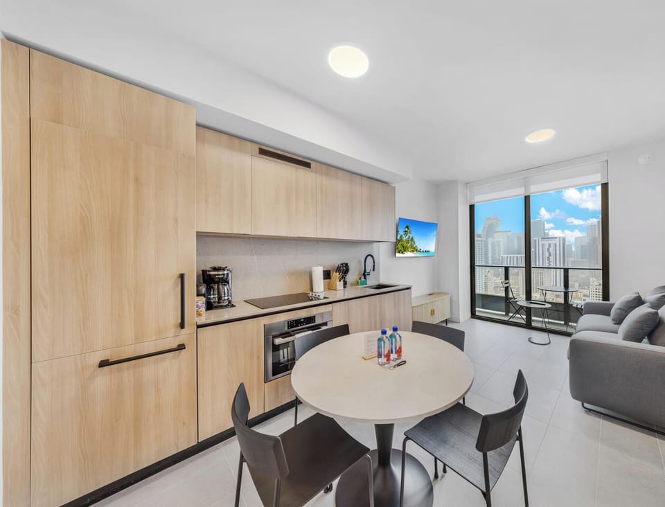 Condo, Balcony, City View | Interior