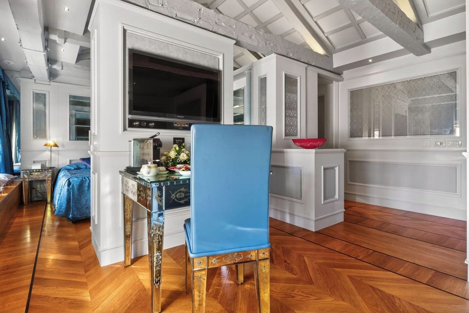 Deluxe Suite, Sauna (St. Mark View) | Living area | Flat-screen TV