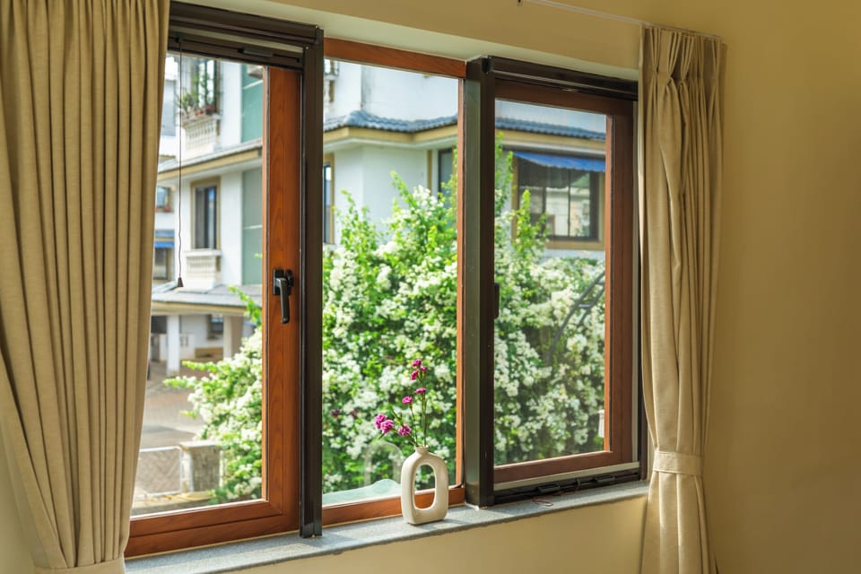 Deluxe Villa, Balcony, Garden View | Interior