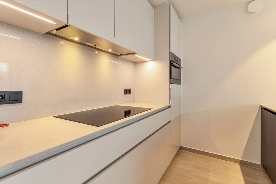 Comfort Apartment, 2 Bedrooms | Private kitchen | Fridge, microwave, oven, dishwasher