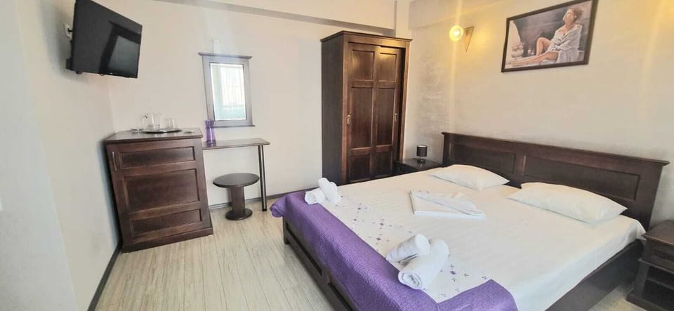 Double Room, Balcony, Pool View | Soundproofing