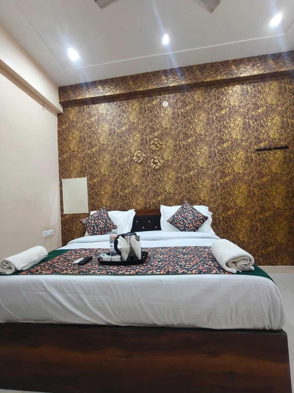 Deluxe Triple Room | Desk, laptop workspace, WiFi (free)