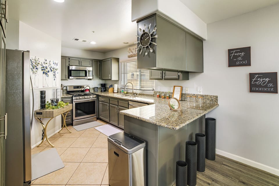 House (3 Bedrooms) | Interior