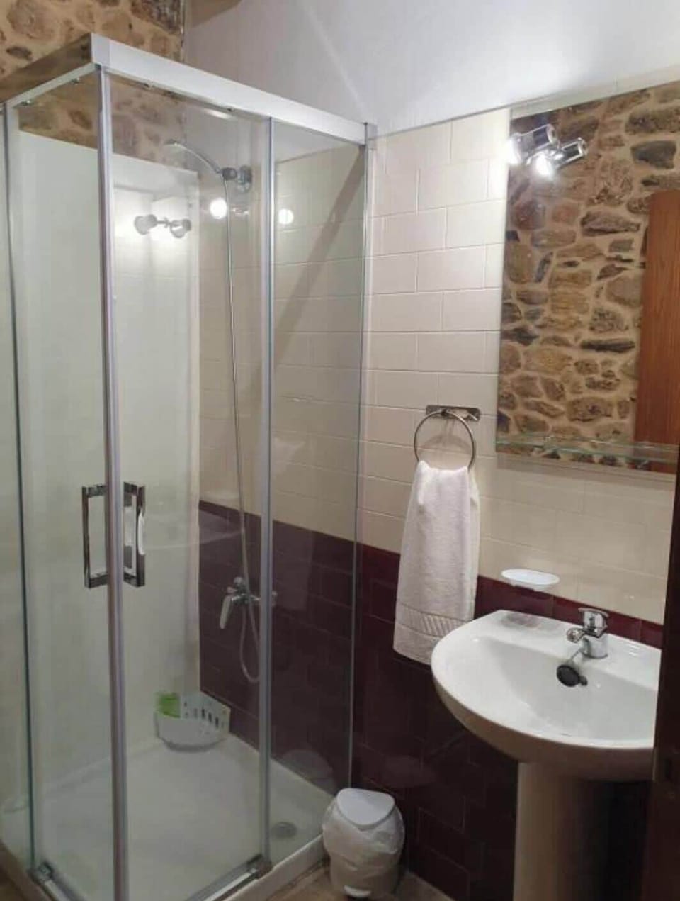 Shower, towels, soap, shampoo