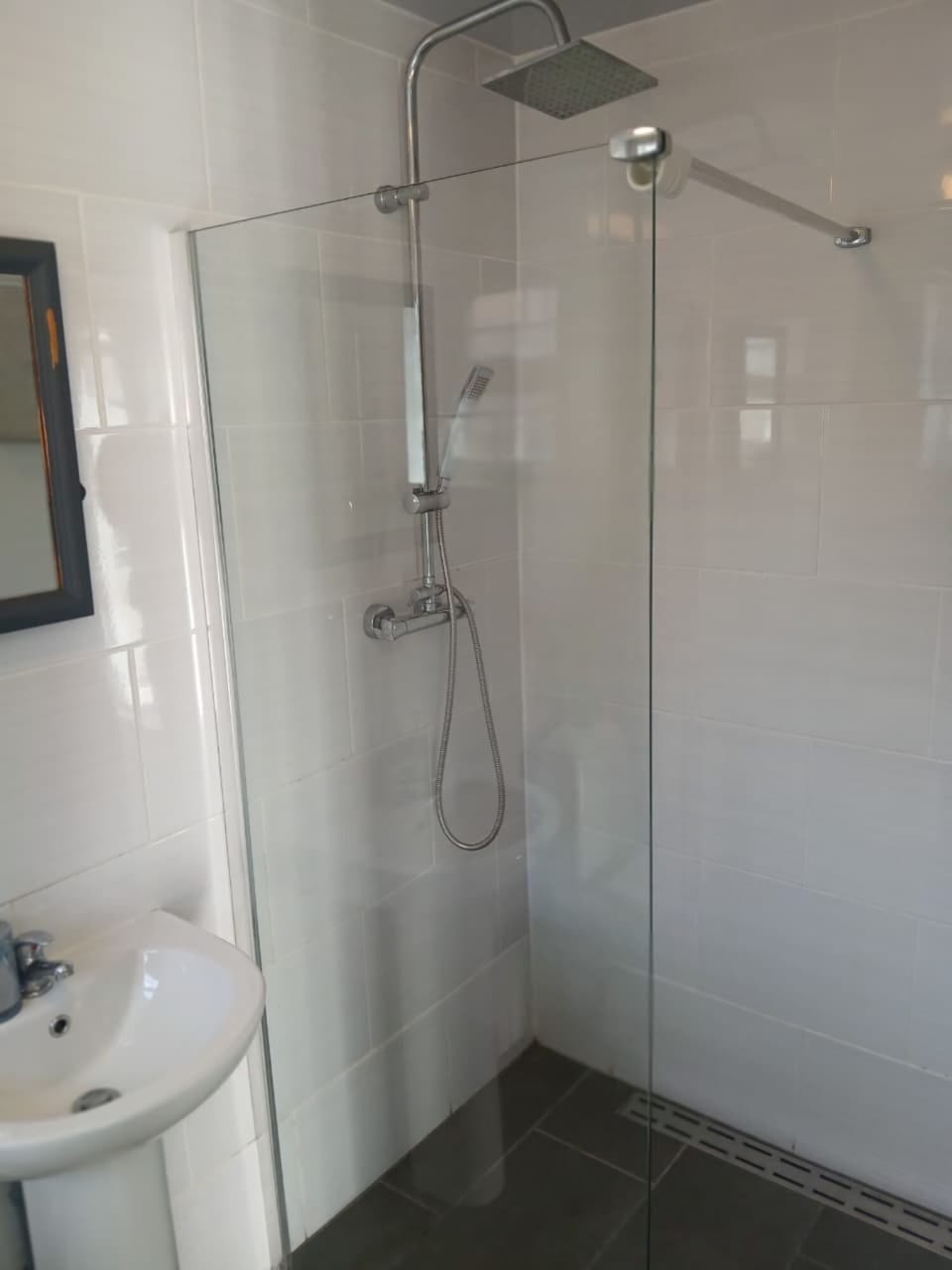 Family Apartment, Multiple Beds, Private Bathroom, Garden View | Bathroom