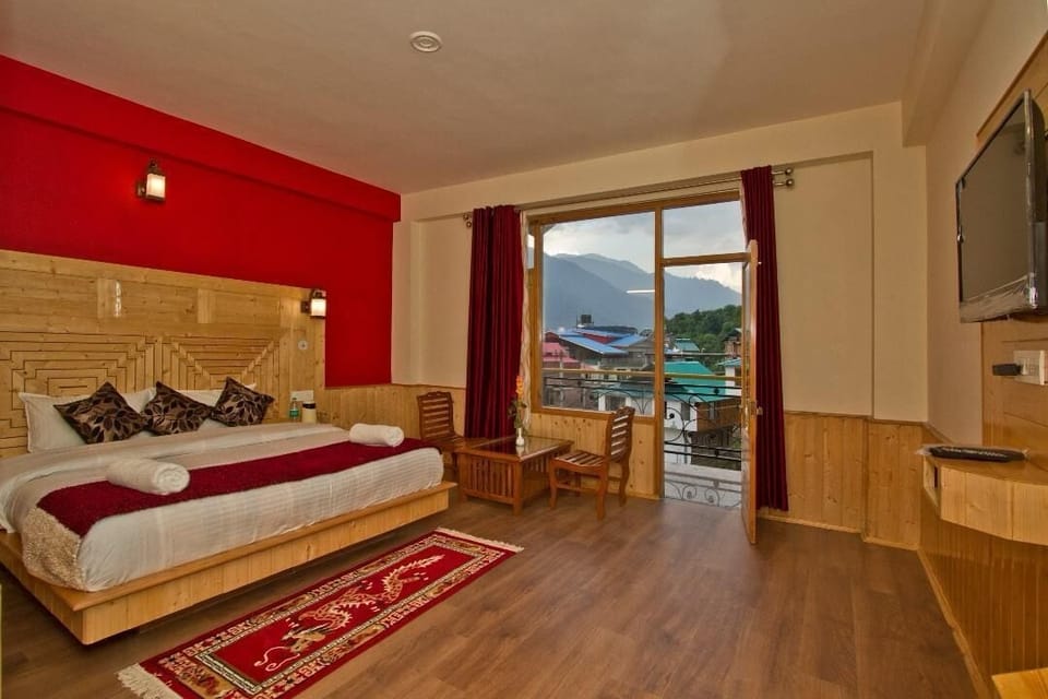 Deluxe Double Room, Balcony, City View | Free WiFi